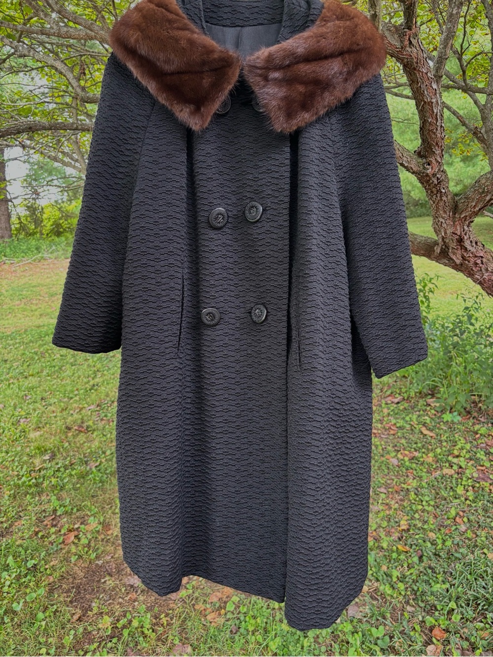 Vintage Wool-blend (cashmere?) Swing Coat with Mink collar